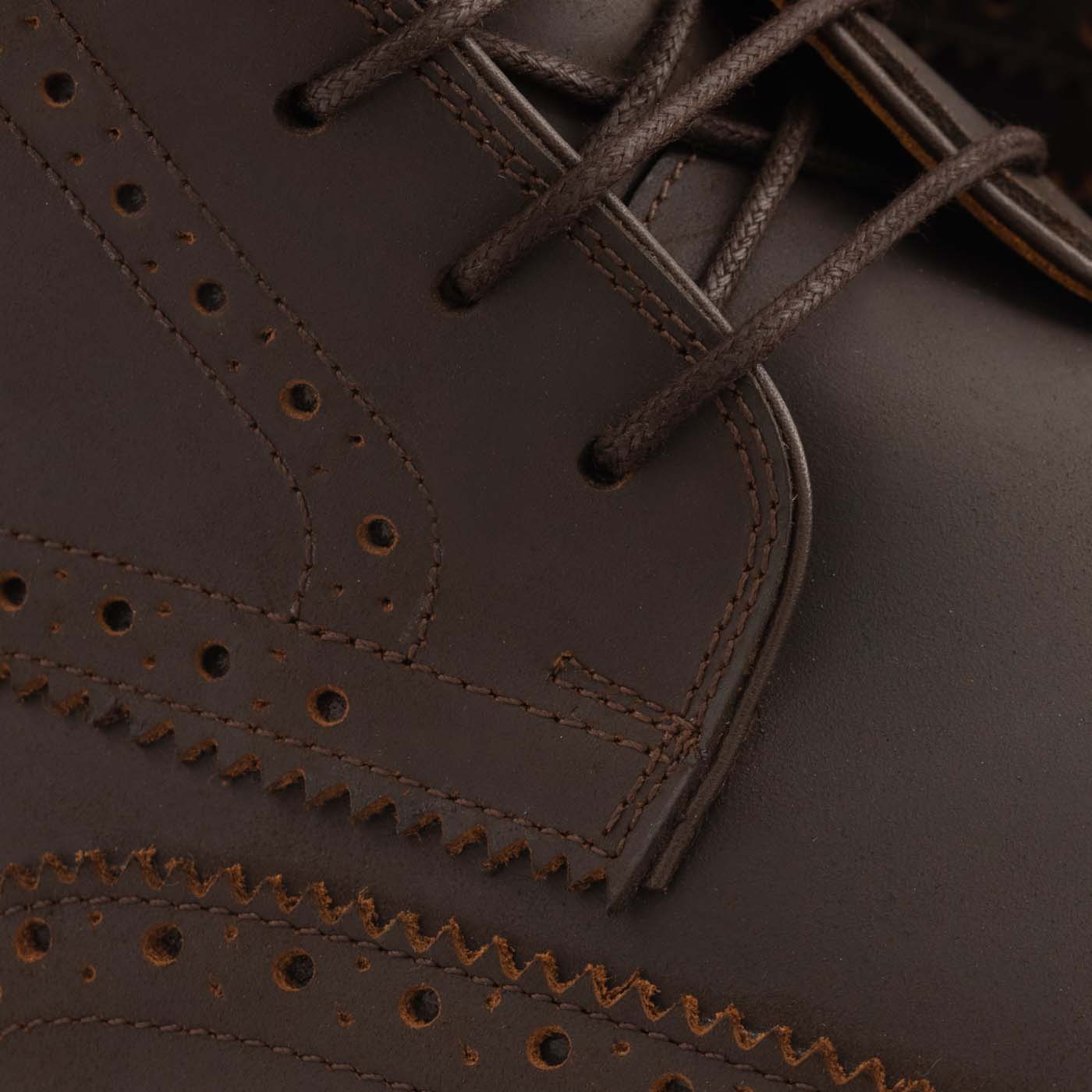 Nolan Brogue Boots - Pull-Up - Men's - Image 25